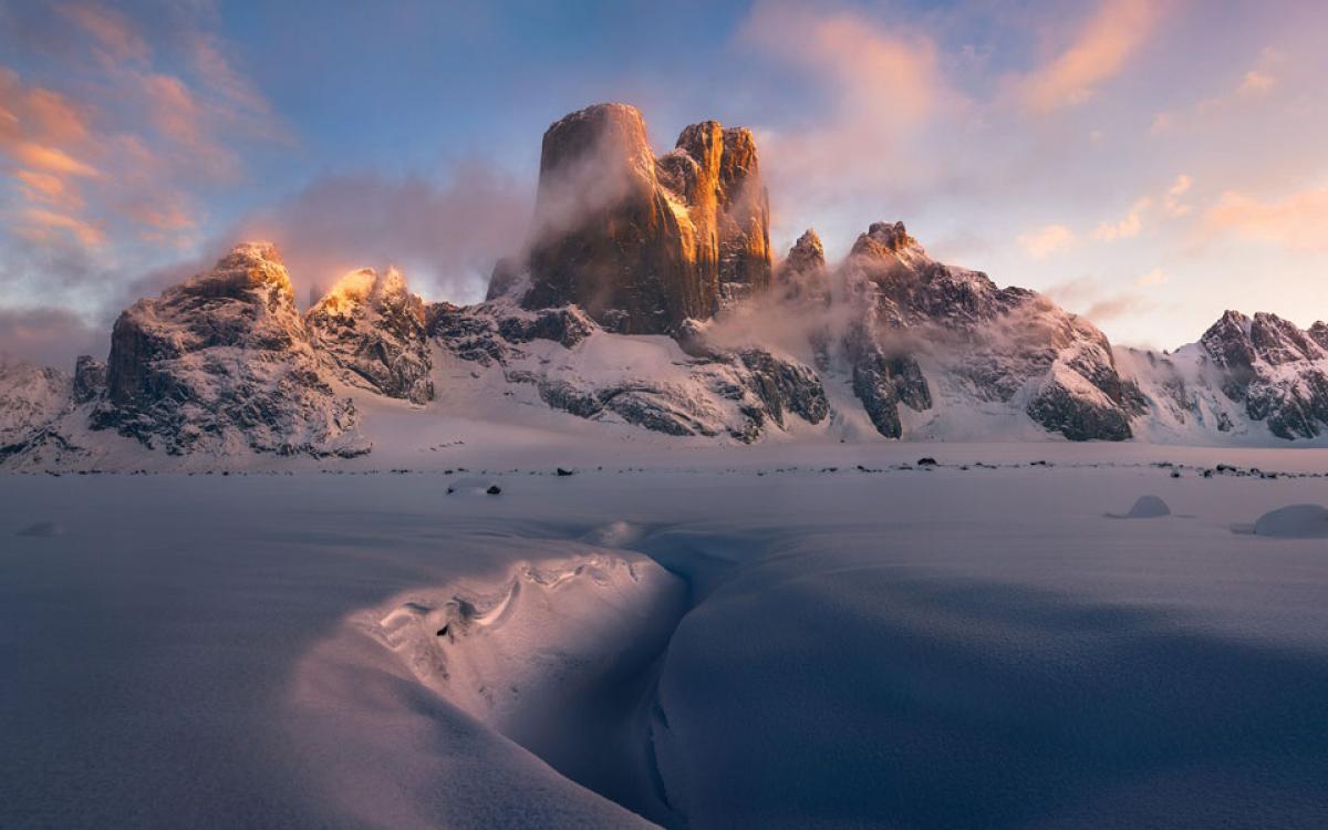 Mount Asgard. Photo by Artur Stanisz