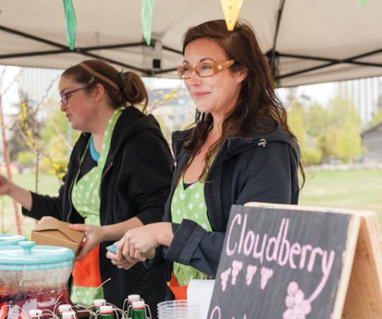 The Farmer's Market in Yellowknife. Photo by Hannah Eden/Up Here